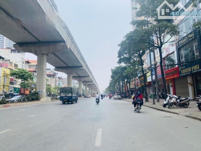 MẶT PHỐ HỒ TÙNG MẬU, ĐỐI DIỆN ĐH THƯƠNG MẠI, 61M 6 TẦNG, KINH DOANH DÒNG TIỀN SUÝT TỶ, 30T