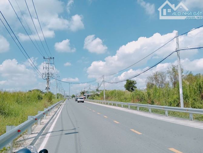 BÁN ĐẤT, MẶT TIỀN ĐƯỜNG NGUYỄN BINH, NHÀ BE,(3155M2 )