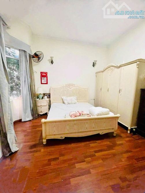 Lô góc Tô Ngọc Vân - 3 mặt thoáng - oto vào nhà - ngõ thông kinh doanh đỉnh cao.