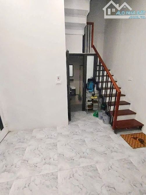 Bán Nhà Kim Hoa - Đống Đa, 18/30m2 x 4 tầng, mt 3.5m2, 3 ngủ, ngõ 3 gác, 50m ra mặt phố..