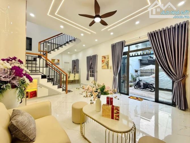 Bán Nhà Phường 17, Nguyễn Oanh, Gò Vấp, Hẻm xe hơi đậu cửa