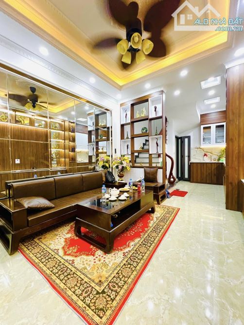 🏡 NHÀ ĐẸP CHÀO XUÂN - NGÕ RỘNG THOÁNG - TRUNG TÂM CẦU GIẤY - SỔ HOA HẬU 🏡