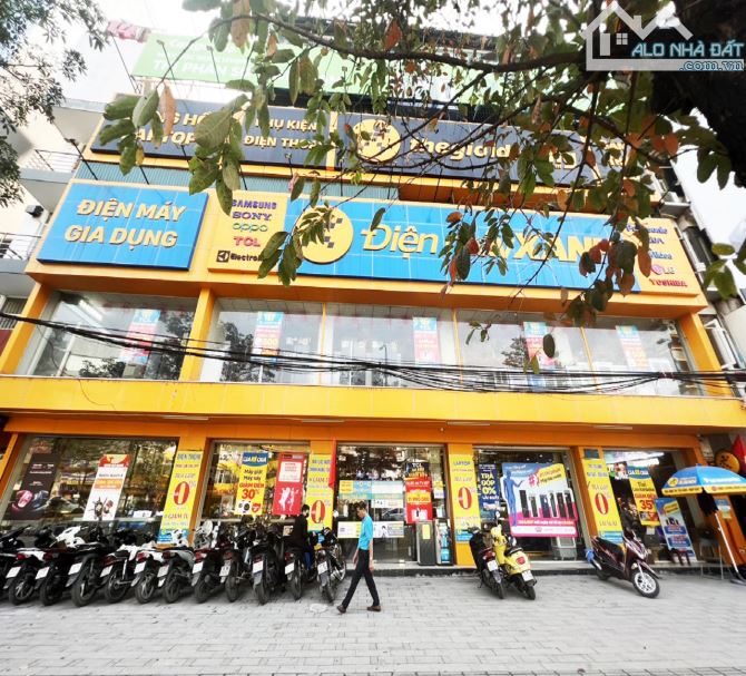 Bán Nhà Mặt Phố Nguyễn Quang Bích, Hoàn Kiếm 250m2 x 5T MT:11,5m, Giá Rẻ Nhất.