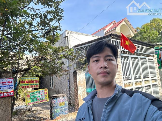 🏠 Bán Đất tặng nhà cấp4 + 5ptrọ Nguyễn Thị Minh Khai - Dĩ An