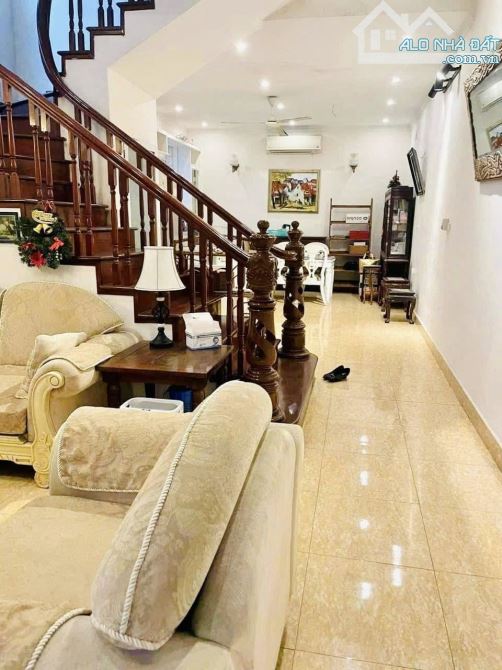 Lô góc Tô Ngọc Vân - 3 mặt thoáng - oto vào nhà - ngõ thông kinh doanh đỉnh cao. - 1