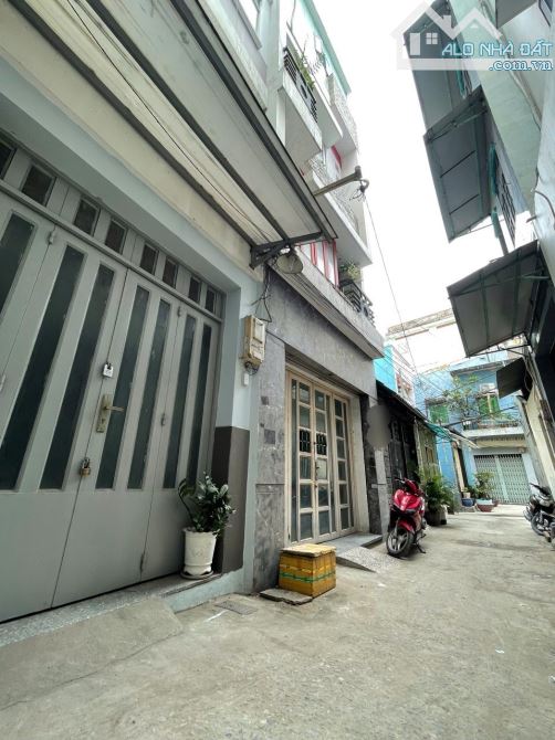 CHỢ PHẠM VĂN HAI P2 TÂN BÌNH - 4 TẦNG BTCT 4x15 CÓ 6PN 7WC - SỔ NỞ HẬU NHẸ - 8tỷ nhỉnh - 1