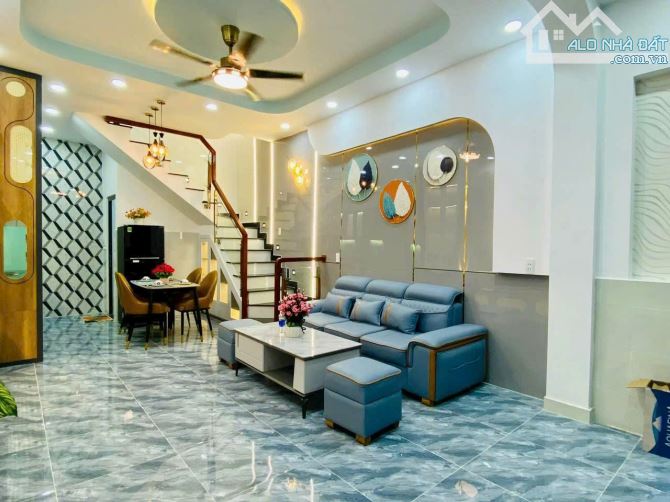 Hot nhà đẹp diện tích 40m2, ngang 4m, gần Phạm Văn Đồng, 4.15 Tỷ - 1