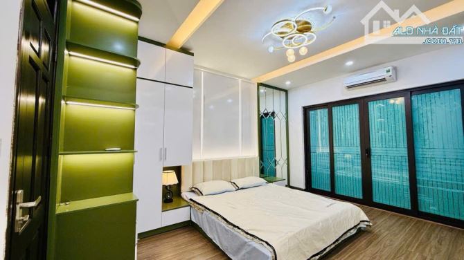 Bán Nhà Hoàng Văn Thái Nhà Mới Ở Ngay, 35m2, Gần Ô Tô, Ngõ Thông, Nội Thất Cao Cấp, 5.6 Tỷ - 1