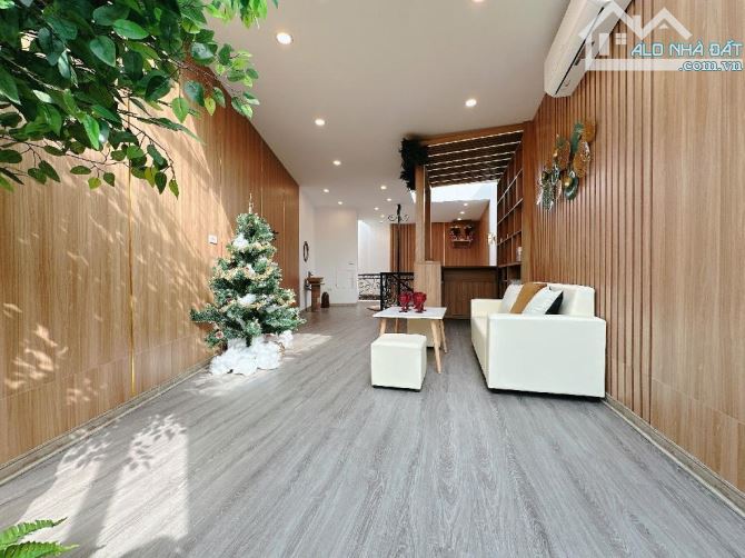 Nhà đẹp lung linh Hà Kế Tấn - 49m, cách phố 15m -  oto đỗ cửa, chỉ hơn 10 tỷ - 1