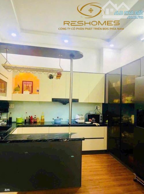 BÁN  HOẶC THUÊ BIỆT THỰ 1 TRỆT 1 LẦU NGAY VINCOM BIÊN HÒA - 2