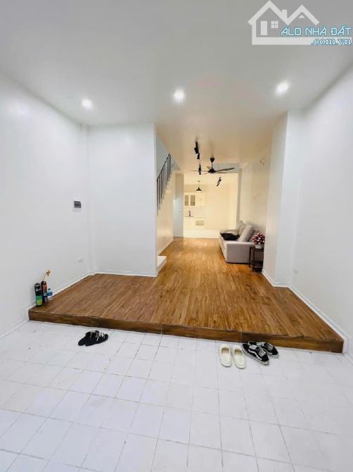 Nhà đẹp Yên Nghĩa, Hà Đông - phong cách châu Âu - RỘNG, THOÁNG, 54m x 3T - giá 5,4 tỷ - 2
