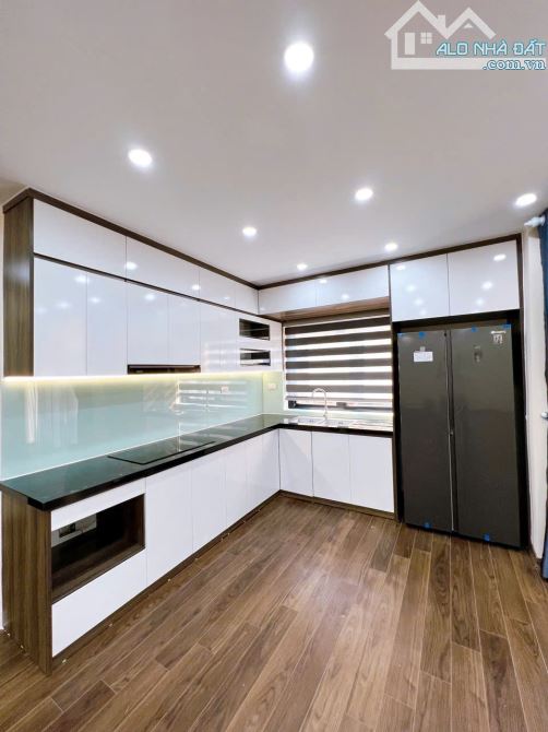 Bán căn hộ C6 KĐT Mỹ Đình 1 107m2 3PN 2VS 5,2 tỷ Full nội thất - 2