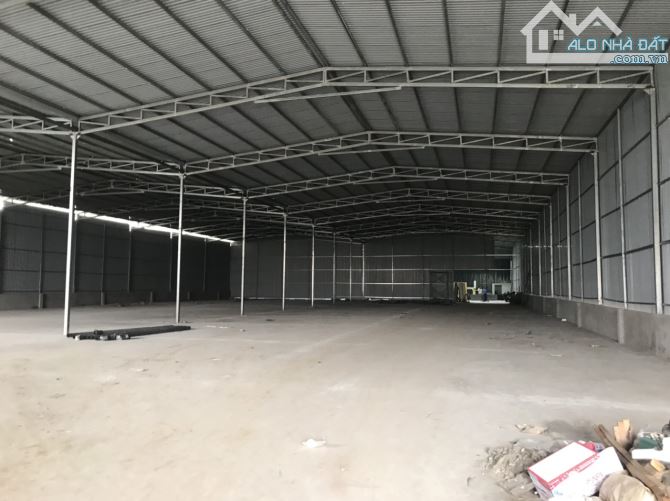 cho thuê kho xưởng TCCN mới tại Việt Tiến, Việt Yên, Bắc Giang. DT : 1700m2. Giá : 100tr - 2