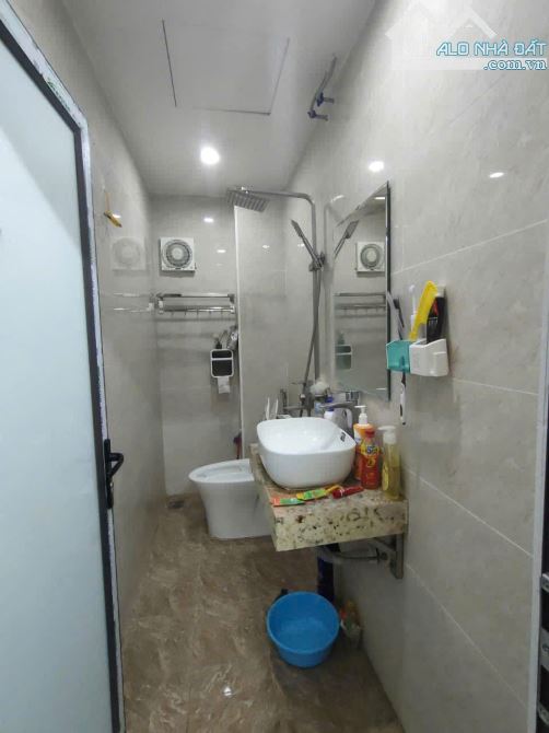 Nhà đẹp Doãn Kế Thiện, lô góc, 2 thoáng cực hiếm nhà bán. 33m2 chưa đến 6 tỷ - 2