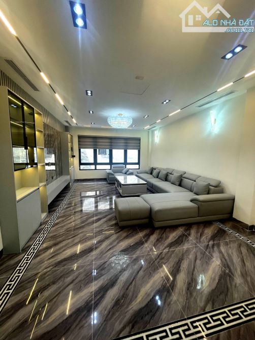 Tuyệt Phẩm Nguyễn Văn Cừ 51m2, 7 Tầng Thang Máy, 1 Nhà Ra Phố, MT 4,8m, Gara Ôtô Giá 19 Tỷ - 2