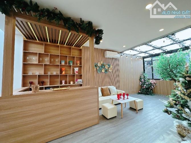 Nhà đẹp lung linh Hà Kế Tấn - 49m, cách phố 15m -  oto đỗ cửa, chỉ hơn 10 tỷ - 2