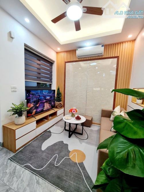 48M2*5T NGÕ 192 GIÁP BÁT, Ô TÔ TRÁNH, MỚI ĐẸP - 3