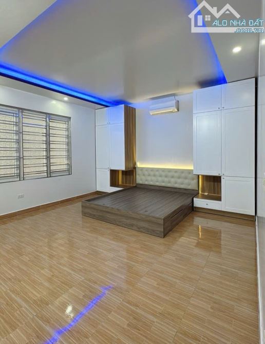 Bán nhà  tại Kiều Sơn, Đằng Lâm, Hải An. 50m², 3 tầng, chỉ 3 tỷ 390 triệu - 3