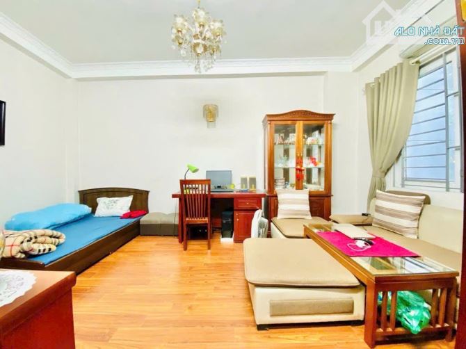 Khu vực trung tâm quận Đống Đa - cách ô tô 50 m hồ ba mẫu - thửa đất vuông đẹp mặt tiền rộ - 3