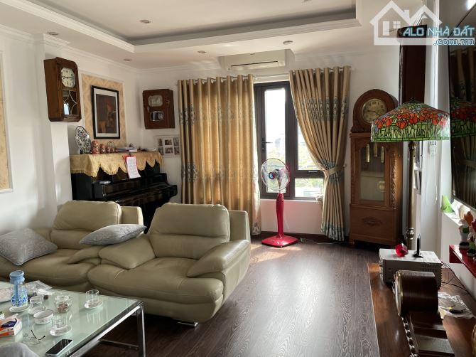 Hàng tuyển: nhà đẹp Nhật Chiêu, thang máy, view Hồ Tây -  29 tỉ. - 3