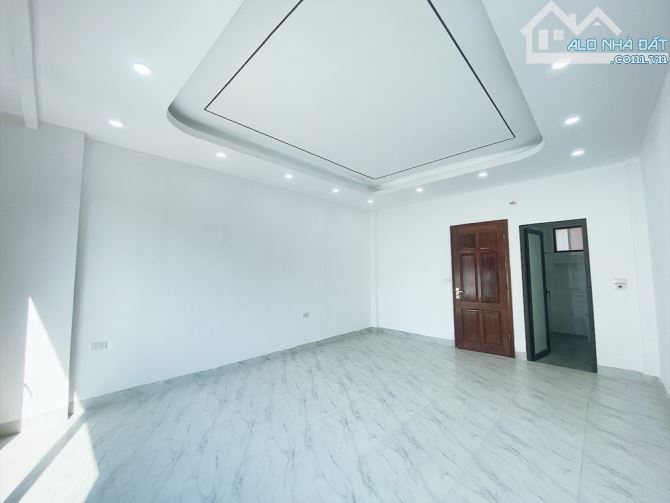 Lê Hồng Phong - Cầu Đơ ,  39 m2 *5T – MT 4.5m, THANG MÁY – CÁCH PHỐ 15m, 10.3 tỷ - 4