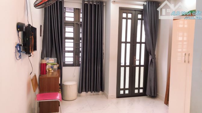 Huỳnh Văn Nghệ Tân Bình 30m2 4 tầng giá nhỉnh 4 tỷ - 6