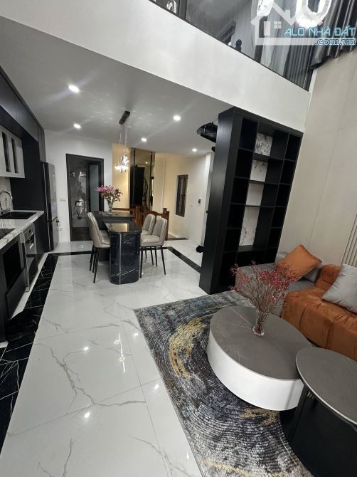 Bán nhà Phố Nguyễn Cao, Bạch Đằng, Hai Bà Trưng, Gần Lương Yên, Lò Đúc. Giá: 12 Tỷ. 6 Tầng - 7