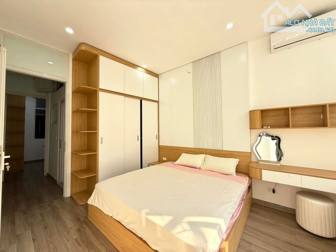 SIÊU PHẨM KIM MÃ - LÔ GÓC - KINH DOANH - 3 GÁC TRÁNH - 40M2 - 4 TẦNG - GIÁ 10.8 TỶ - 7