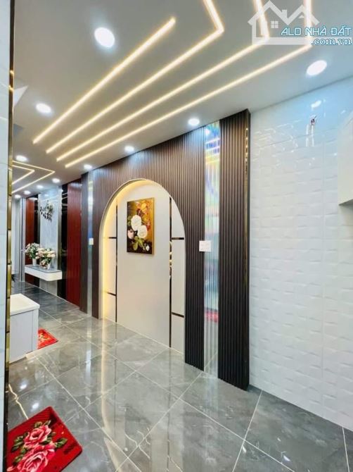 Hot-rẻ, nhà đẹp 40m2, hẻm ô tô, gần Phạm Văn Đồng, 3.79 Tỷ - 3