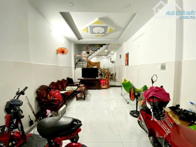 HẺM XE HƠI 6M NGAY LÊ VĂN QUỚI, 2 TẦNG 78M2 CHỈ 5.8 TỶ