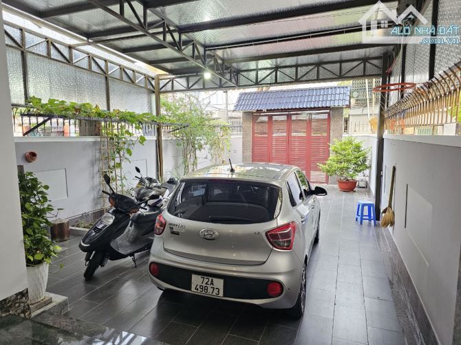 Bán Nhà 1 Trệt 1 Lầu Mặt Tiền Đường Trần Nguyên Đán 196M2 (6x32) - Giá: 14Tỷ