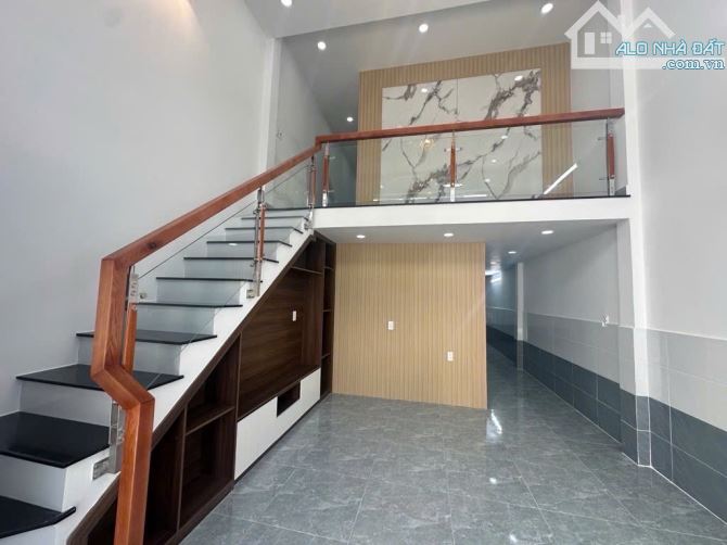 🏡🏡🏡 NHÀ ĐẸP TÂN THỚI HIỆP,Q12,HXH,DT 47m2, ngang 4,2m,dài 11m,giá bán 3,65 tỷ.