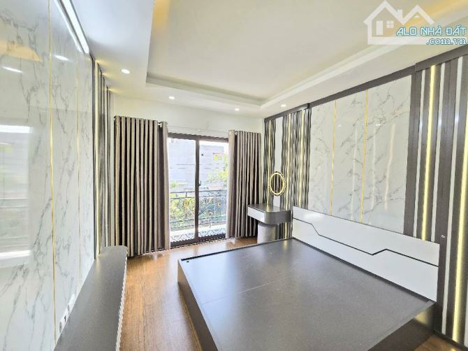 GIẢM SỐC 300 TRIỆU – BÁN NHÀ TRUNG TÂM THANH TRÌ! 60M X 5T CHỈ HƠN 5 TỶ.