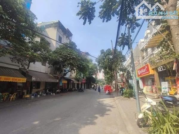 Ngay cạnh làng Việt Kiều Châu Âu, Nguyễn Văn lộc, DT 132m2*5T, MT 7m, vỉa hè, KD, 33.9 tỷ