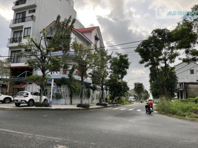 BÁN LÔ ĐẤT MT HÀ TÔNG HUÂN DT 90M ĐƯỜNG 7M5