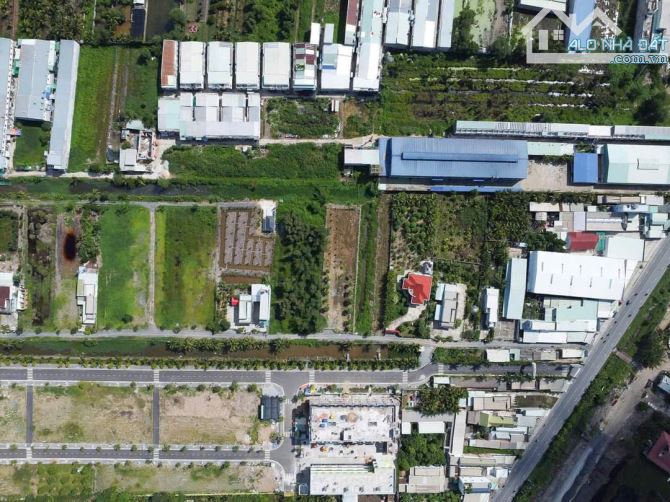 Cần bán 3 lô đất thổ cư 790 triệu , 125m2 ĐỐI DIỆN KHU E CTY, Sổ Hồng Riêng .