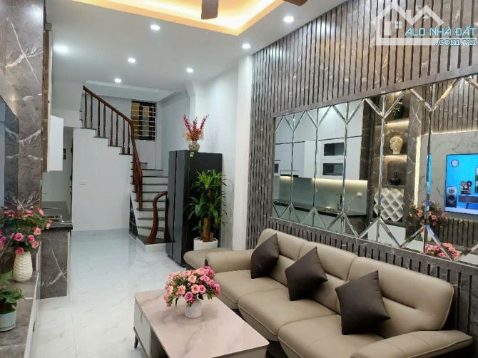 35m2 giá 6.55 tỷ phố Cự Lộc, sát Nguyễn Trãi, cạnh Royal City,gần Ngã Tư Sở TT Thanh Xuân