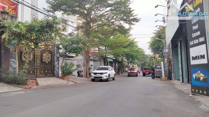 NHÀ LÔ GÓC XE HƠI THÔNG GẦN VẠN PHÚC CITY 56M2 x 4 TẦNG  CHỈ NHỈNH 6 TỶ có thương lượng