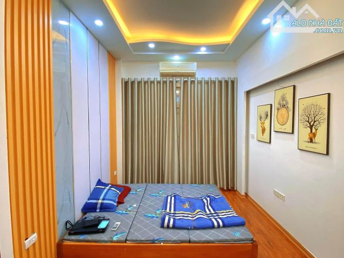 Bán Nhà Kim Mã - 35m² - Nhỉnh 6 Tỷ - Mới Ở Ngay, Nhà Đẹp, Full Nội Thất, Sổ Đẹp