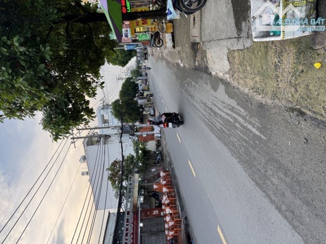 Bán nhà bình trị đông dt 104 m2 giá 14 tỷ