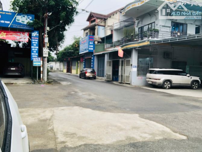 Đất phường Quán Bàu - mặt đường Xuân Thái Cần bán ô đất mặt đường Xuân Thái, từ ô đất giữa