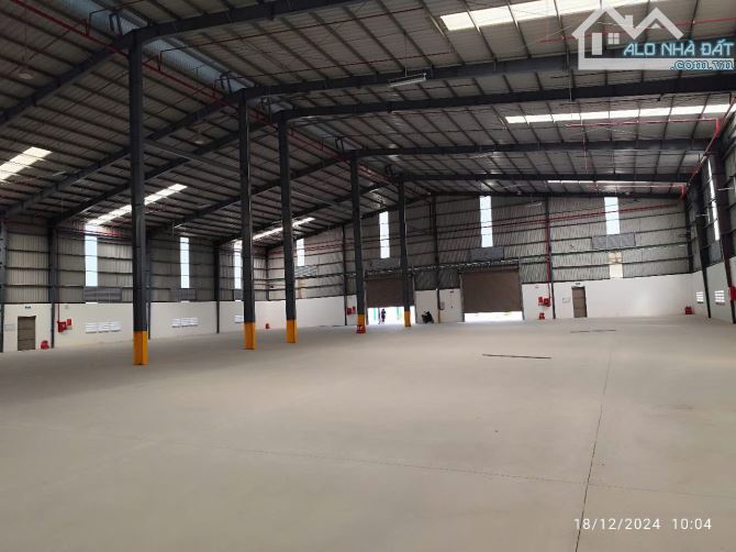 Cho thuê kho tổng khuôn viên 6100m2 giá tốt ngay MT Tỉnh Lộ 8, Xã Tân Thạnh Đông, Củ Chi - 1