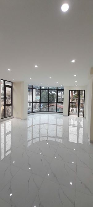 Cho thuê mặt bằng độc lập 3 tầng dưới ở Trần cung 150m2 làm nhà thuốc, SPA, Thẩm mỹ viện - 1