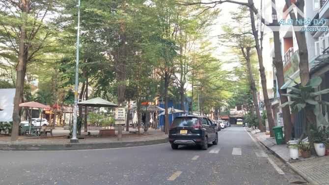 NHÀ LÔ GÓC XE HƠI THÔNG GẦN VẠN PHÚC CITY 56M2 x 4 TẦNG  CHỈ NHỈNH 6 TỶ có thương lượng - 2