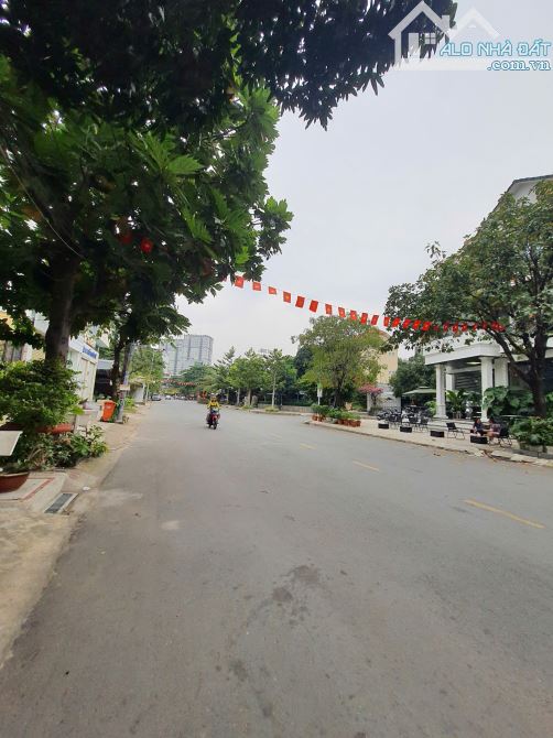 🏡[11mx23m]🏡 Biệt thự hiện đại mặt tiền đường P.An Khánh Q.2❌Trần Não rẽ vào 100m - 2