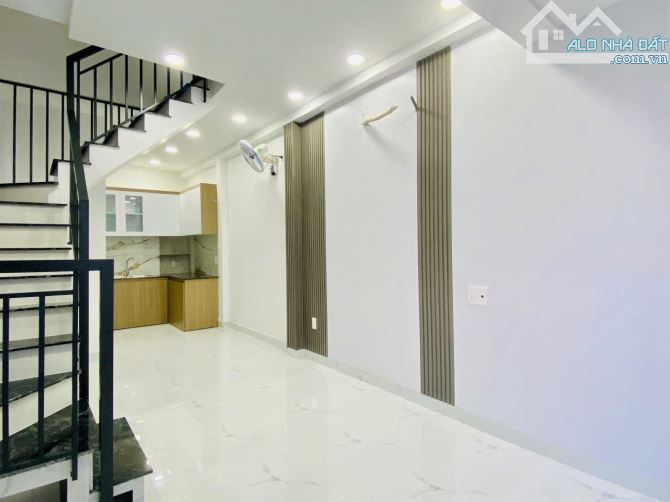 3 tỷ xx, NHÀ ĐẸP GÒ VẤP, QUANG TRUNG - DƯỚI 30m2, 2 TẦNG XINH, HẺM 1/ AN NINH - 3