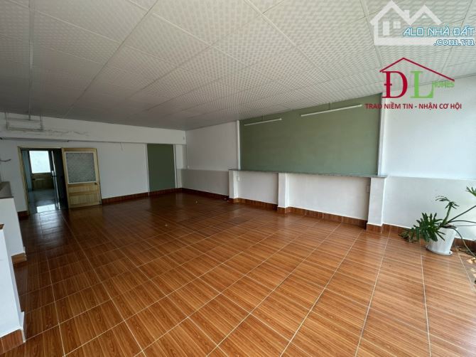 NHÀ MẶT TIỀN 10 M KQH THÁI LÂM TRUNG TÂM THÀNH PHỐ ĐÀ LẠT GIÁ SHOCK NHẤT, ĐÁNG ĐẦU TƯ - 4