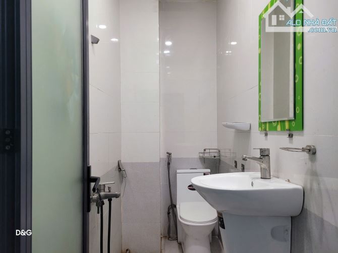 Bán nhà 1 trệt 2 tầng + sân thượng, mặt tiền hẻm 97 Bưng Ông Thoàn, Phú Hữu , Q9 - 4
