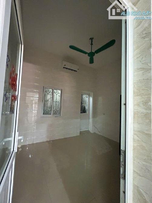 SIÊU RẺ - NHÀ MẶT NGÕ - QUANG TRUNG - HÀ ĐÔNG - ÔTÔ ĐỖ, 55M2, LOANH QUANH 8 TỶ - 6