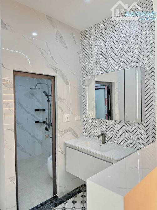 BÁN NHÀ NGUYỄN TRÃI 75m2, 5 TẦNG, 13.3 TỶ – TRUNG TÂM THANH XUÂN HÀ NỘI NHÀ MỚI TINH – ĐÓN